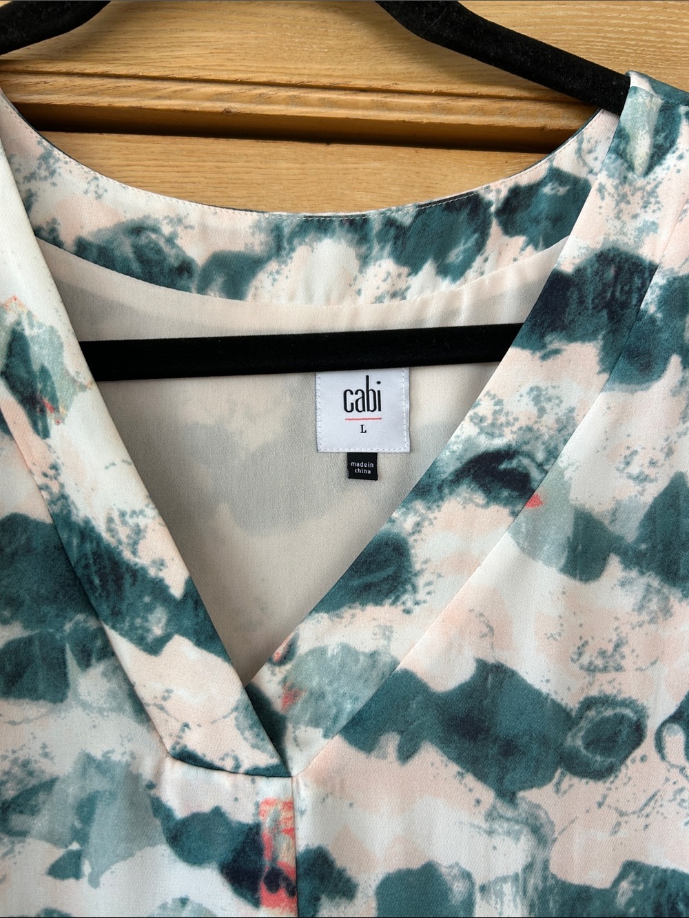 CAbi Sleeveless V-Neck Blouse in Teal & Blush Brushstroke Large